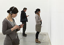 Zeigen. Eine Audiotour durch Berlin von Karin Sander, 2009