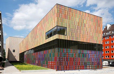 Der spektakul&auml;re Neubau von Sauerbruch Hutton beherbergt das Museum Brandhorst