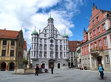 Memmingen ist eine Stadt mit mittelalterlichem Charakter 