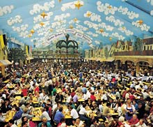 Feierlaune auf dem M&uuml;nchner Oktoberfest