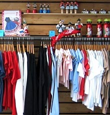 Moderner Heimatkitsch und Souvenirs von Servus Heimat