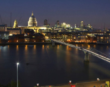 London Skyline bei Nacht