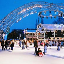Nachmittags auf der Eislaufbahn