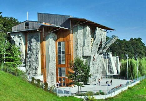 Gesamtansicht des Kletterparks