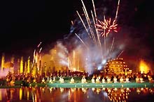 Bis 2005 gab es ein Feuerwerk zum Fest