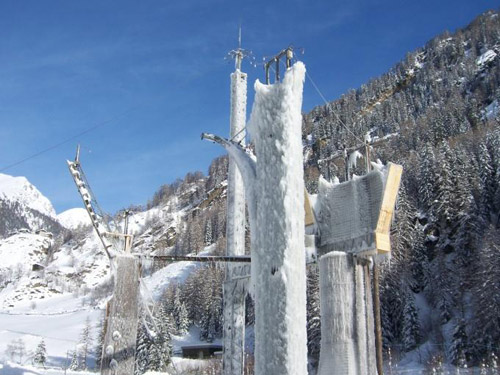 Eisklettern im Meraner Land Eisklettern im Meraner Land