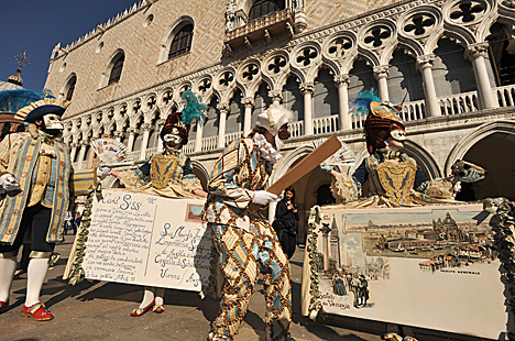 Karneval Venedig 2011 Busreise Ab Wien