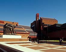 Eingang zur British Library