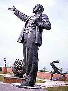 Lenin-Statue Lenin-Statue