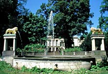 Brunnen im Glienicker Park