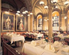 Caf&eacute; Central