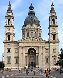 Westanlage der Basilika St. Stephan