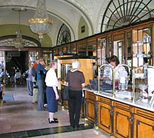 Im Kaffeehaus Gerbeaud