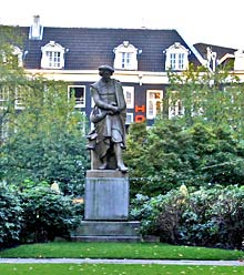 Statue am Rembrandtplein