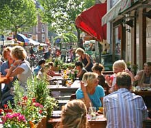 Caf&eacute;terrasse in De Pijp