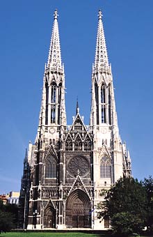 Westanlage der Votivkirche
