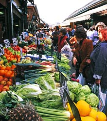 Auf dem Naschmarkt