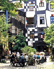 Caf&eacute; vorm KunstHaus