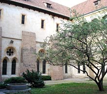 Innenhof des St. Agnes Klosters