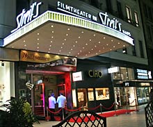 Eingang zum Kino