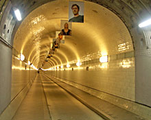 Ausstellung im Alten Elbtunnel