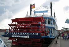 Hafenrundfahrt mit Schaufelraddampfer