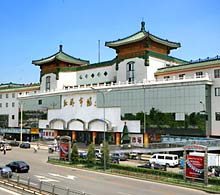 Der Hongquiao Markt von au&szlig;en