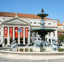 Brunnen vorm Nationaltheater