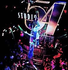 Performance im Studio 54