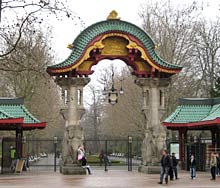 Elefantentor am Zoologischen Garten