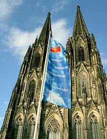 Turmfassade des K&ouml;lner Doms