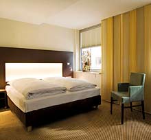 Zimmer im Leonardo Hotel M&uuml;nchen