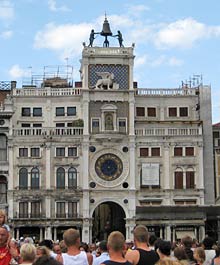Torre dellOrologio am Markusplatz
