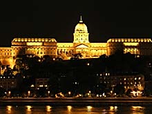 Burgpalast bei Nacht