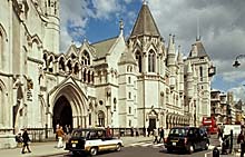 Fassade der Royal Courts of Justice
