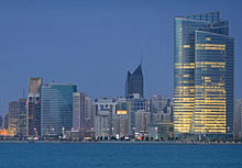 Blick auf die Skyline von Abu Dhabi