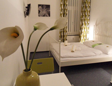 Modern, gem&uuml;tliches Zimmer