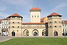 Isartorplatz