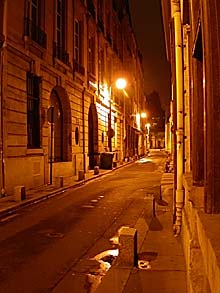 N&auml;chtlich Stra&szlig;e im Quartier