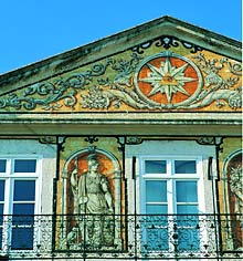 Prachtvolle Fassade in der Baixa