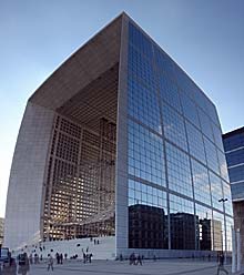 La Grande Arche in La D&eacute;fense
