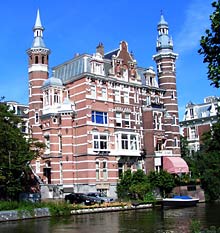 Rijksmuseum, vom Wasser aus gesehen