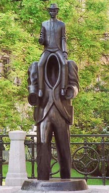 Kafka Denkmal in der Vezenska-Stra&szlig;e