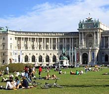 Sommer vor der Hofburg