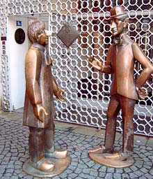 T&uuml;nnes-und-Sch&auml;l-Denkmal