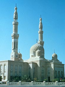 Die wei&szlig;e Jumeirah Moschee
