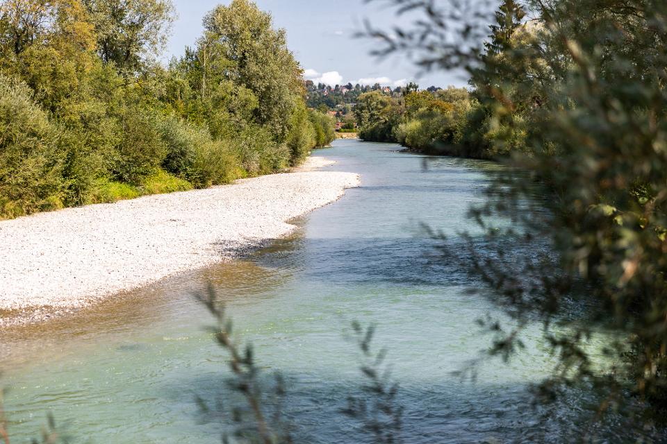 Die Loisach kurz vor Ohlstadt