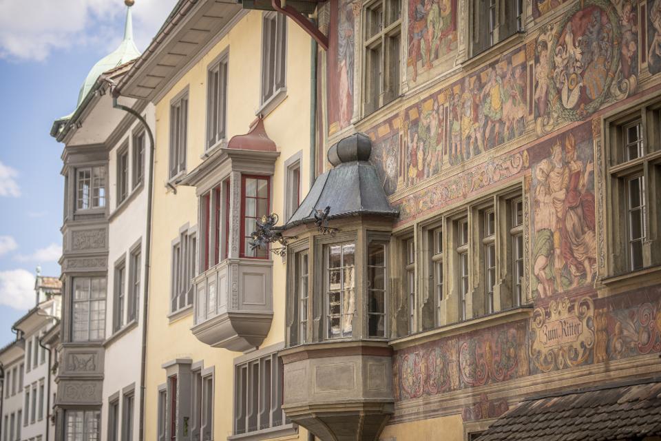 Fassadenmalerei am Haus zum Ritter