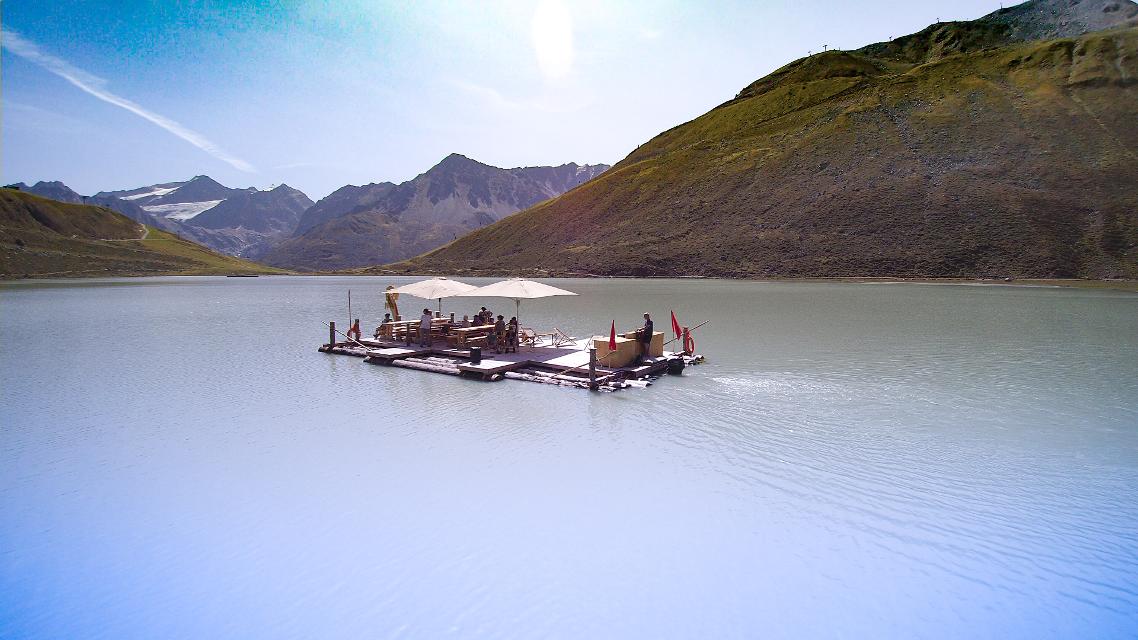 Flossfahrt am Rifflsee im Pitztal