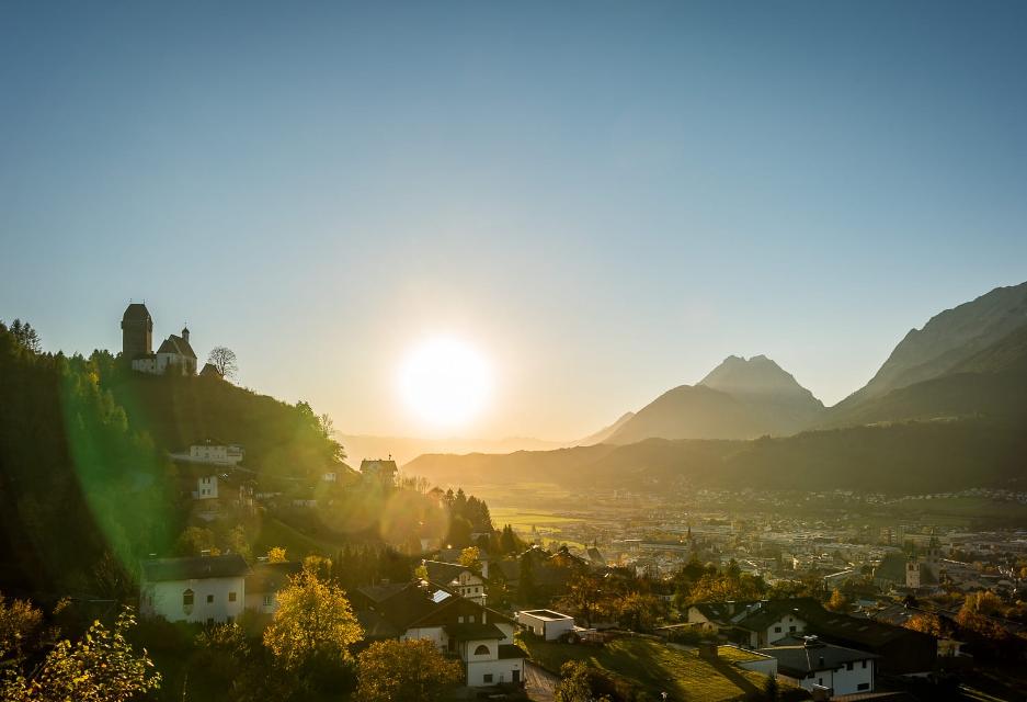 Schwaz in der Silberregion Karwendel im Herbst